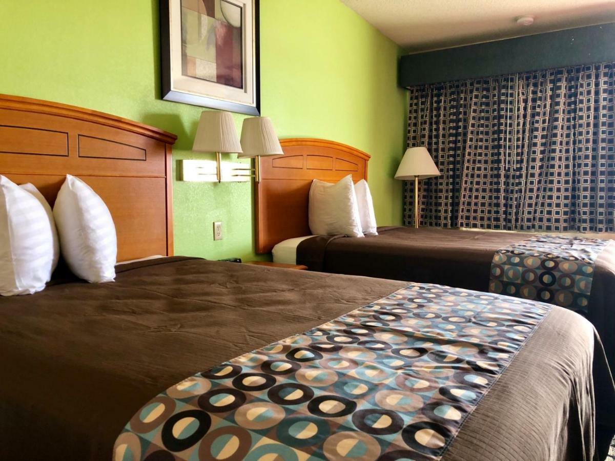 Lone Star Inn Lubbock Buitenkant foto